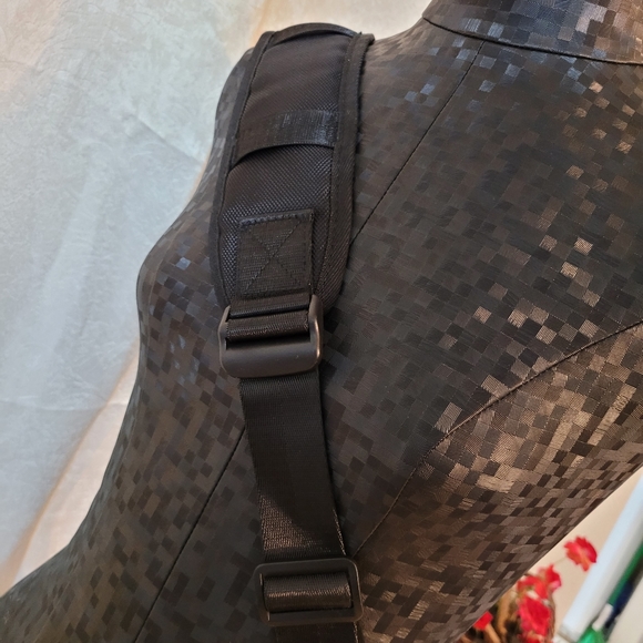 NICGID Backpack🎒 - Picture 7 of 8